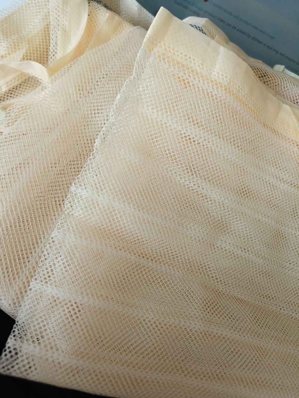 Magnetic mesh curtain (90×210 cm)